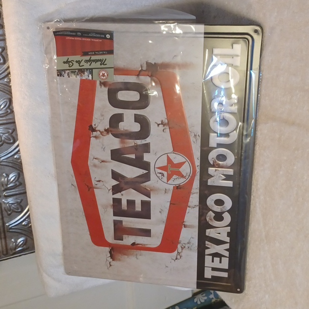 Texaco metal sign Texaco motor oil 16 3/4 x12 inches metal wall decor